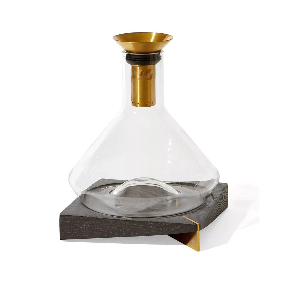Rabbit Premium Wine Decanter with Sediment Strainer and Integrated Aerator - New